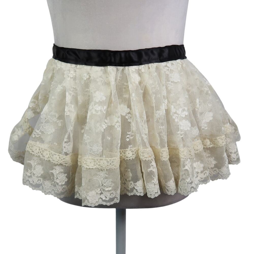 Vintage Cream Lace Mini Apron Skirt
